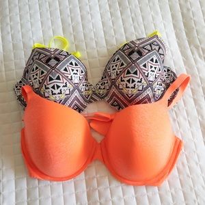 Victoria’s Secret, 36DD, neon bras. Washed, never worn